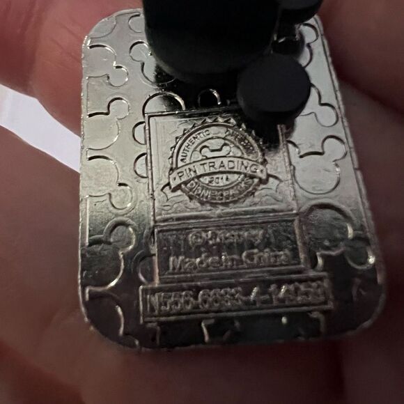 Disney Trader Pins I'll Be Your Mickey - Picture 5 of 7